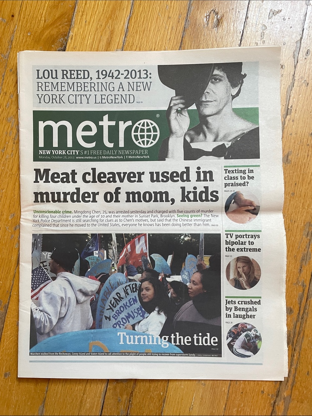 Metro New York Newspaper /Lou Reed Tribute 2013